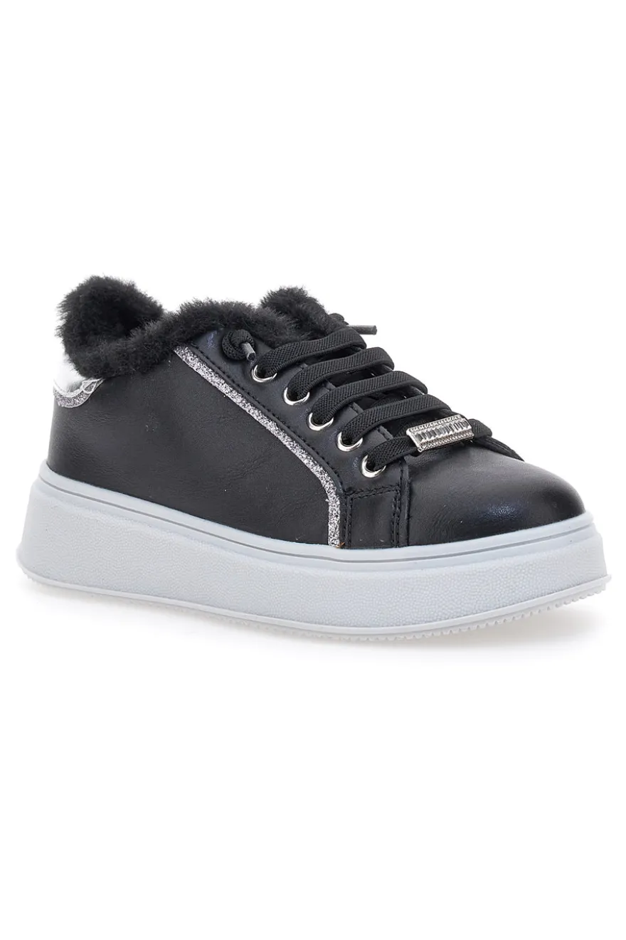 Sneakers nere con pelliccia e dettagli metallici Grazie Girl 153451