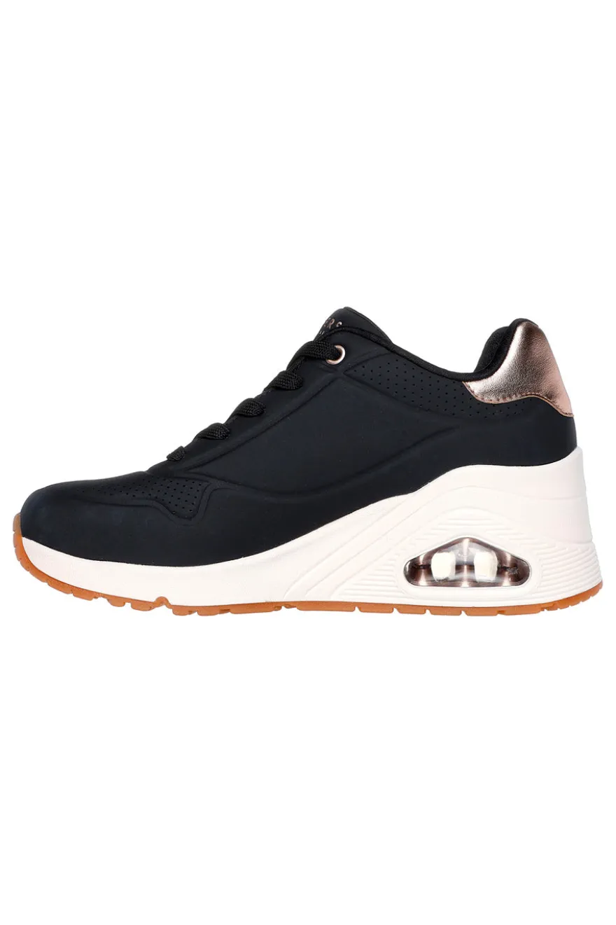 Sneakers nere con zeppa e dettagli metallici Skechers UNO Wedge Hi Steps
