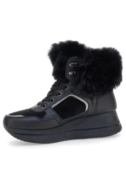 Sneakers nere imbottite con pelliccia sintetica Laura Biagiotti 9257