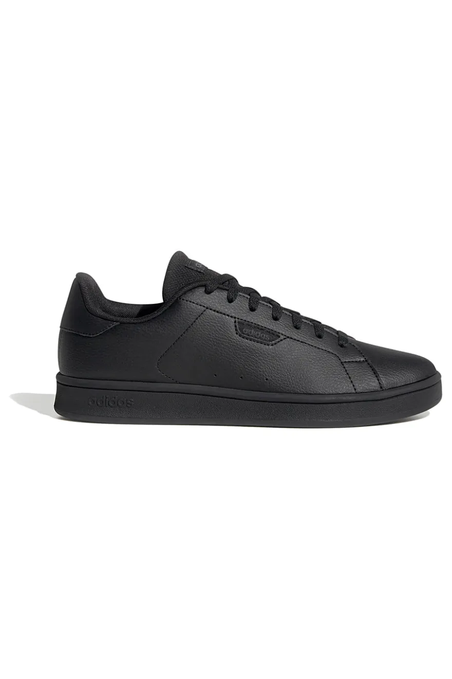 Sneakers nere in materiale riciclato Adidas URBAN COURT