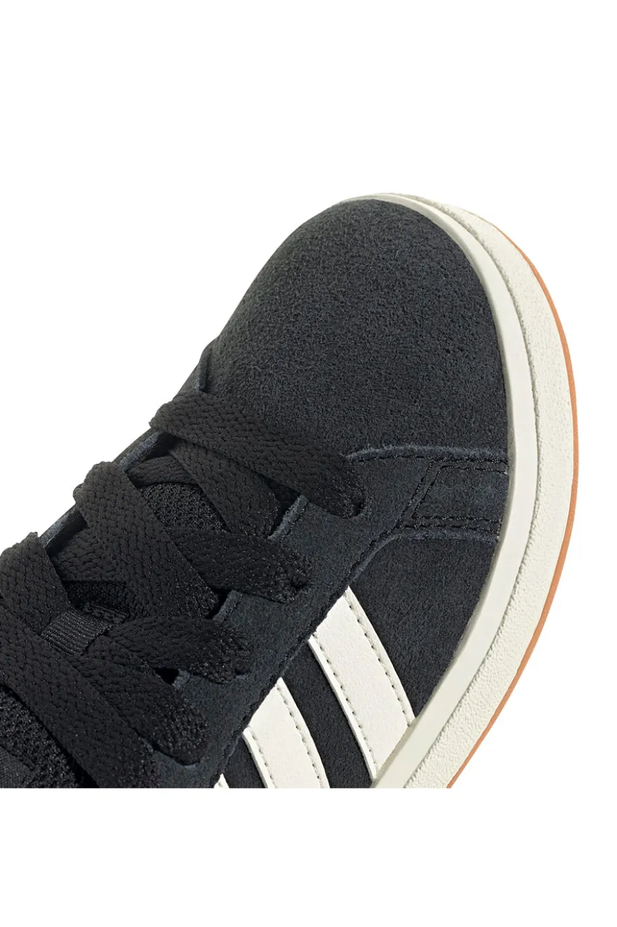 Sneakers nere in suede con 3 strisce bianche Adidas Grand Court 00s K