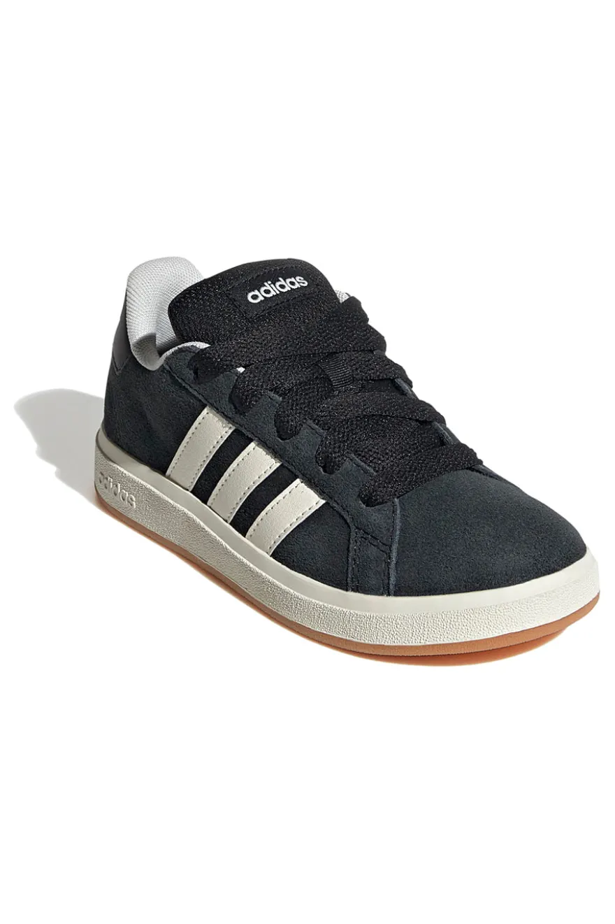 Sneakers nere in suede con 3 strisce bianche Adidas Grand Court 00s K