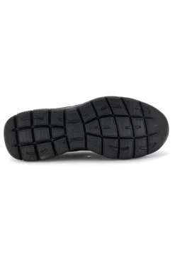 Sneakers nero con lacci e memory foam Skechers Summits Corlen