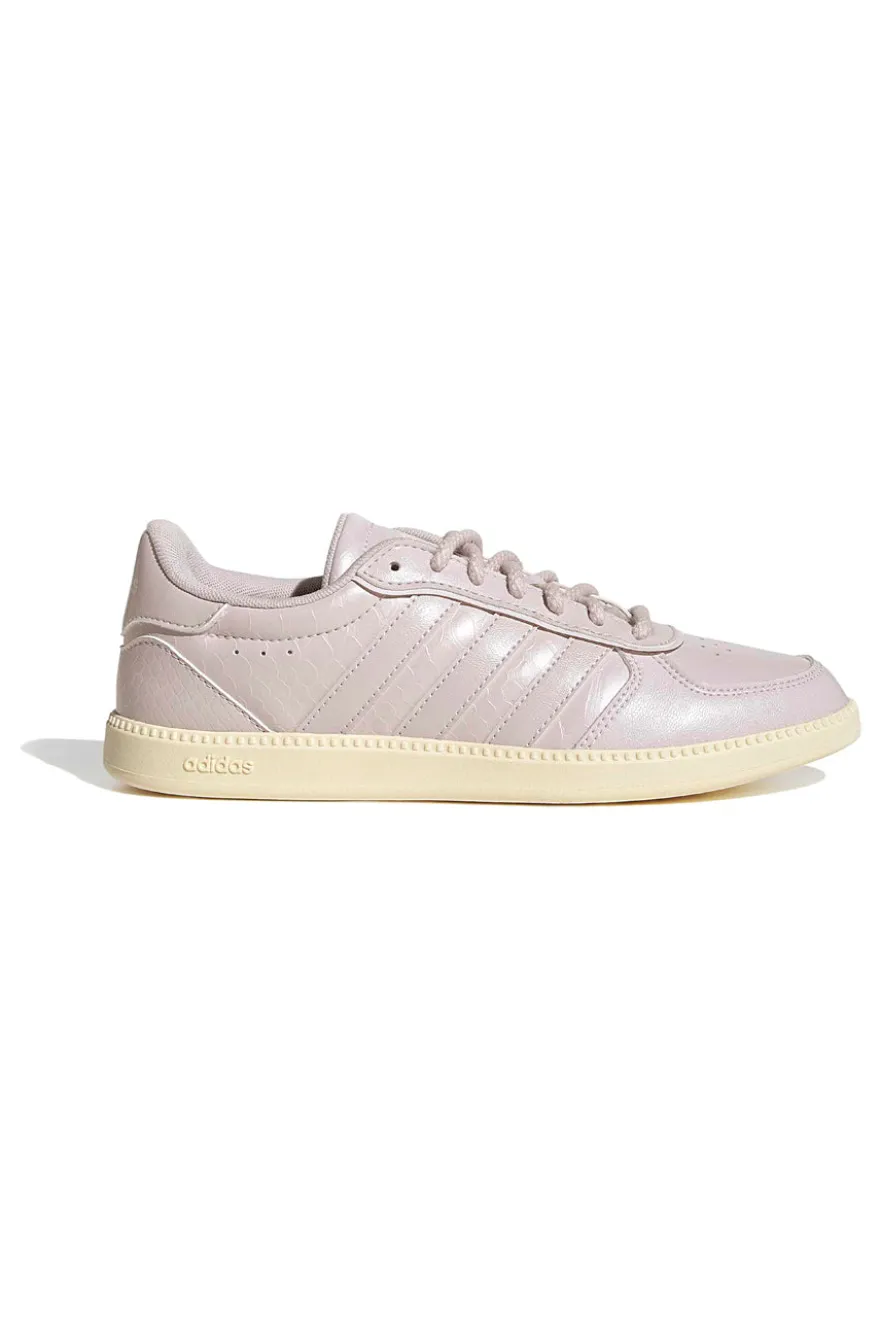 Sneakers rosa cipria effetto pelle con suola rialzata Adidas Breaknet Sleek