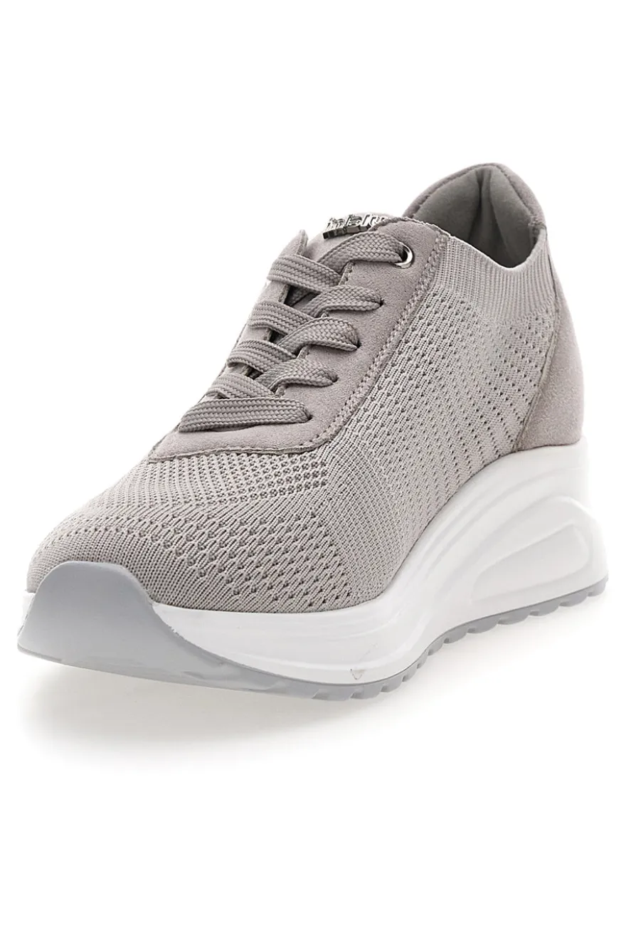 Sneakers tortora in tessuto traspirante con zeppa Inblu 485IN