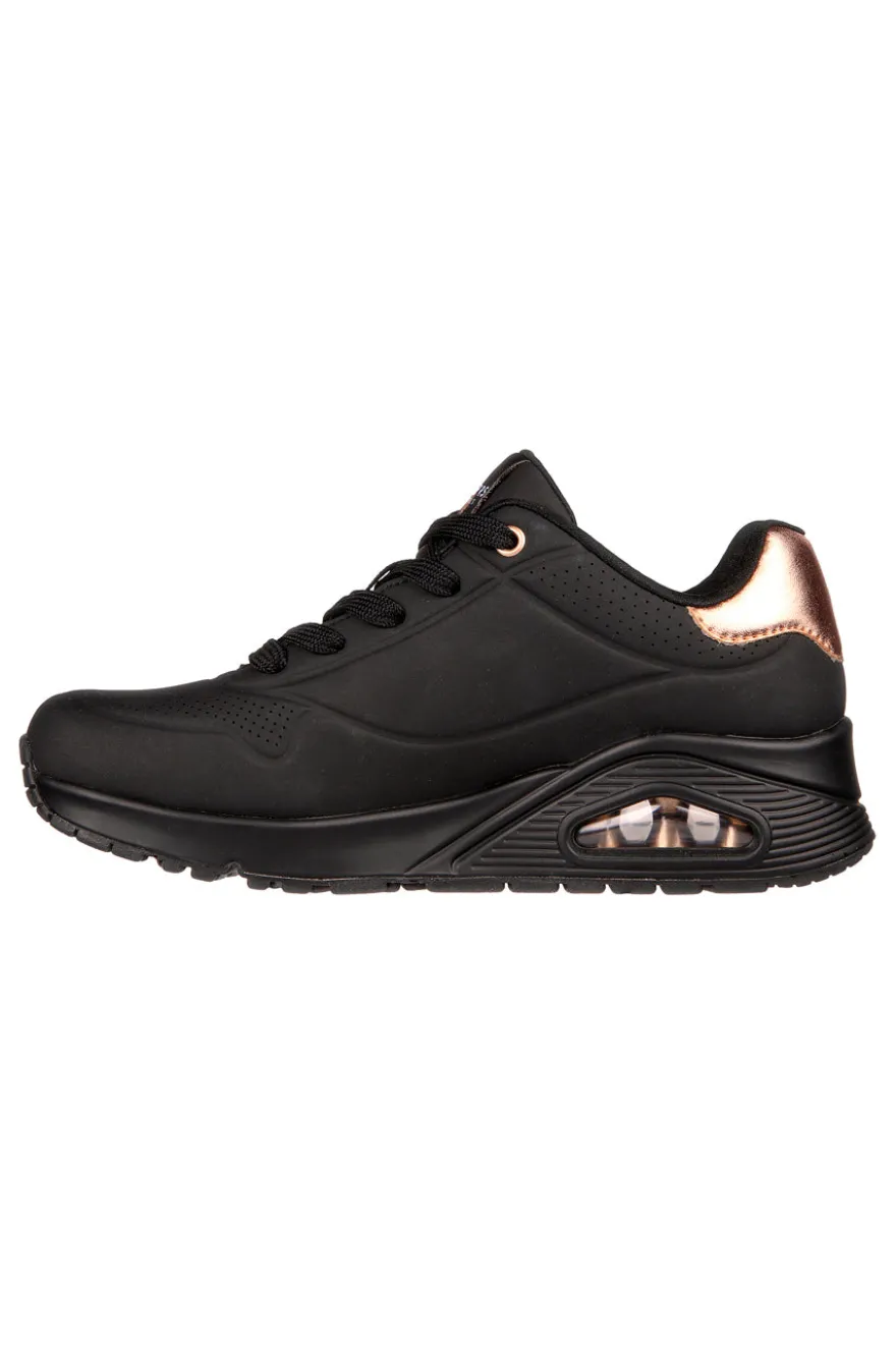Sneakers total black con dettagli oro Skechers Uno Golden Air