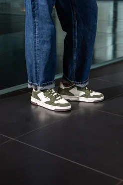 Sneakers verde e bianco in pelle Diadora 182198 70224