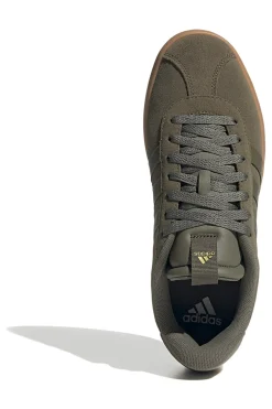 Sneakers verde oliva in suede con suola color gomma Adidas VL Court 3.0