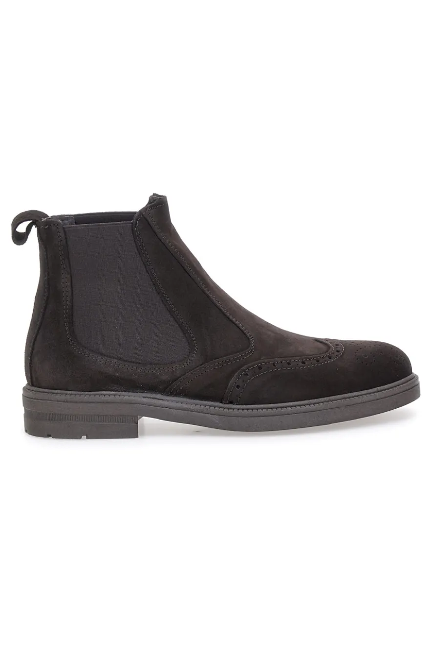 Stivaletti Beatles marroni in camoscio con lavorazione brogue Pittarello 44