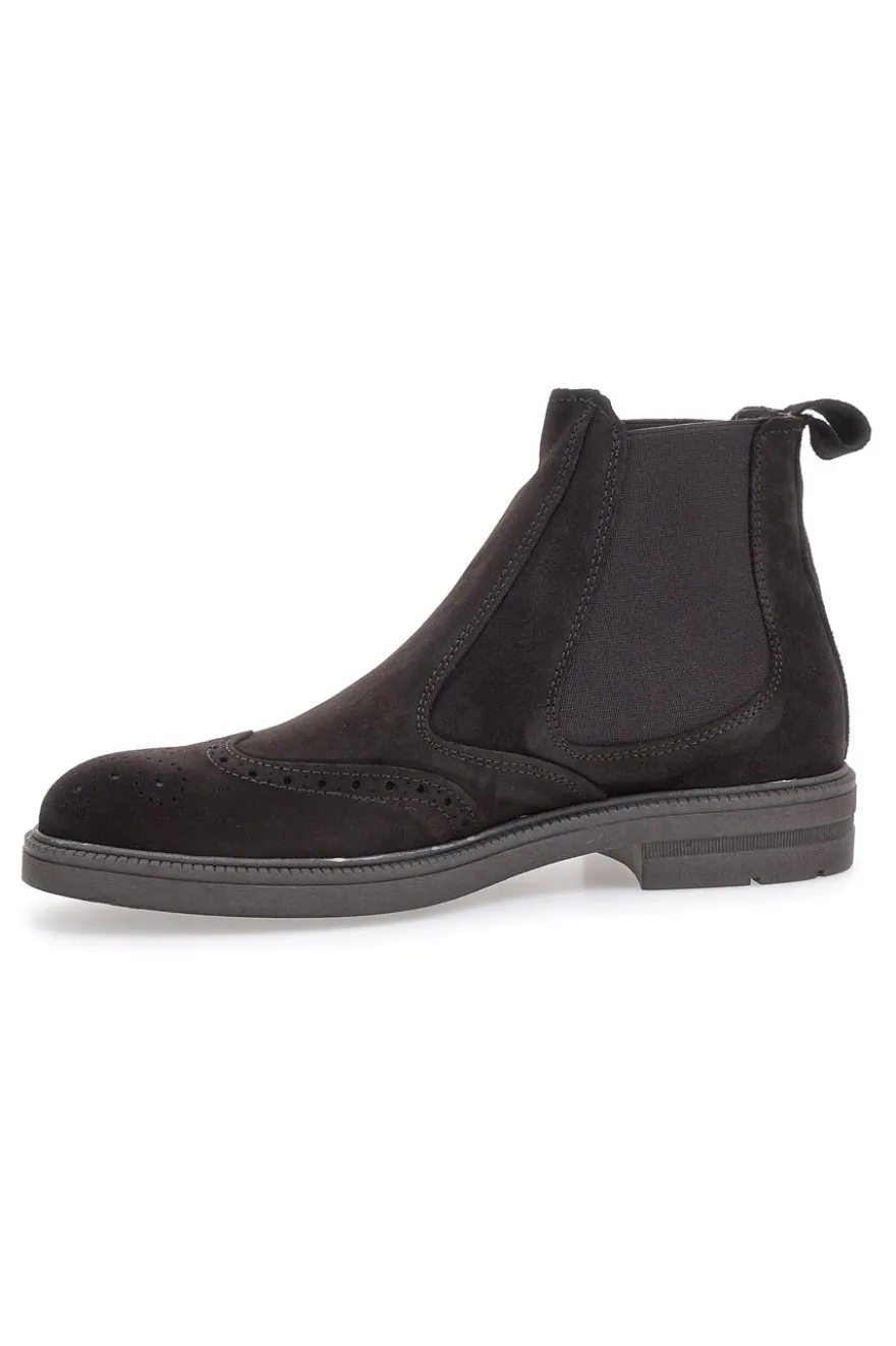 Stivaletti Beatles marroni in camoscio con lavorazione brogue Pittarello 44