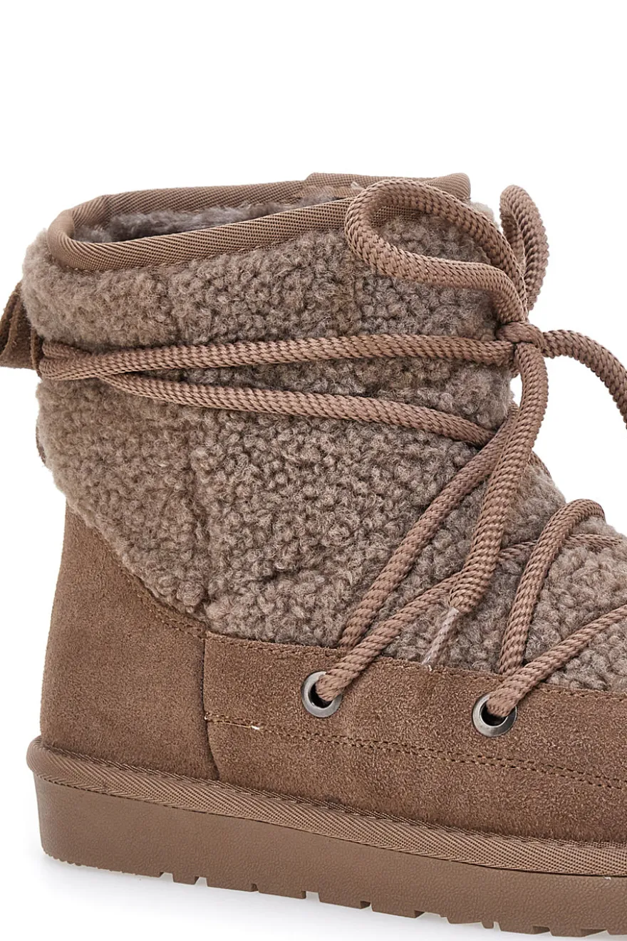 Stivaletti Doposci marroni con pelo e inserti in tessuto teddy e lacci Mon Dieu L1215