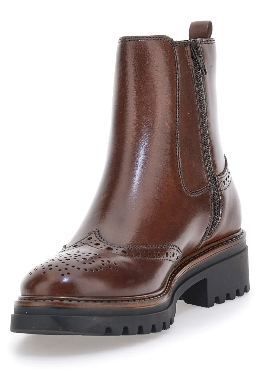 Stivaletti marroni in vera pelle con lavorazione brogue Pittarello class 682