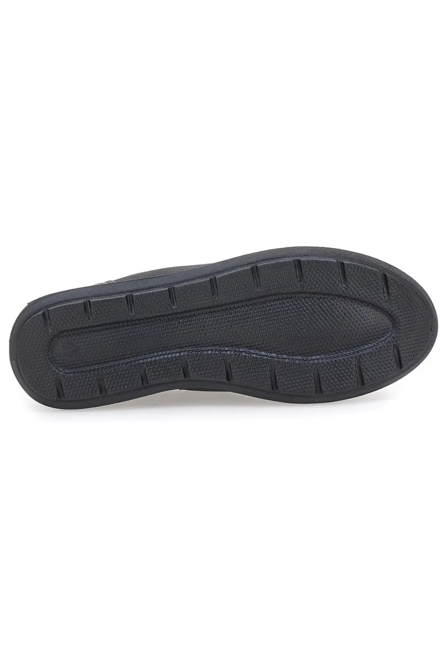 Stivaletti neri con inserti elastici e suola flessibile Inblu 70 WG