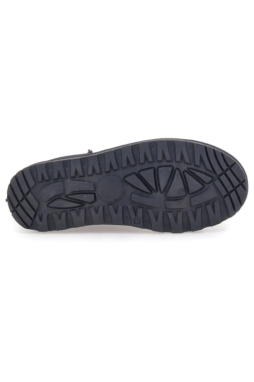 Stivaletti neri con pelo interno caldo e suola dentellata Pittarello Love PK1699B
