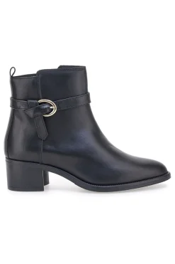 Stivaletti neri in pelle con tacco basso Pittarello Class 852160