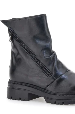 Stivaletti neri in vera pelle con zip diagonale Pittarello focus 1010D