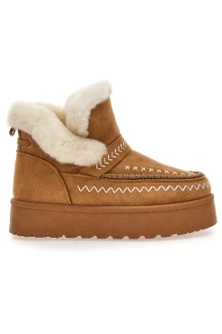 Stivaletti Pantofole camel con ricami a contrasto e interno con pelo Cafe' Cost GB2048