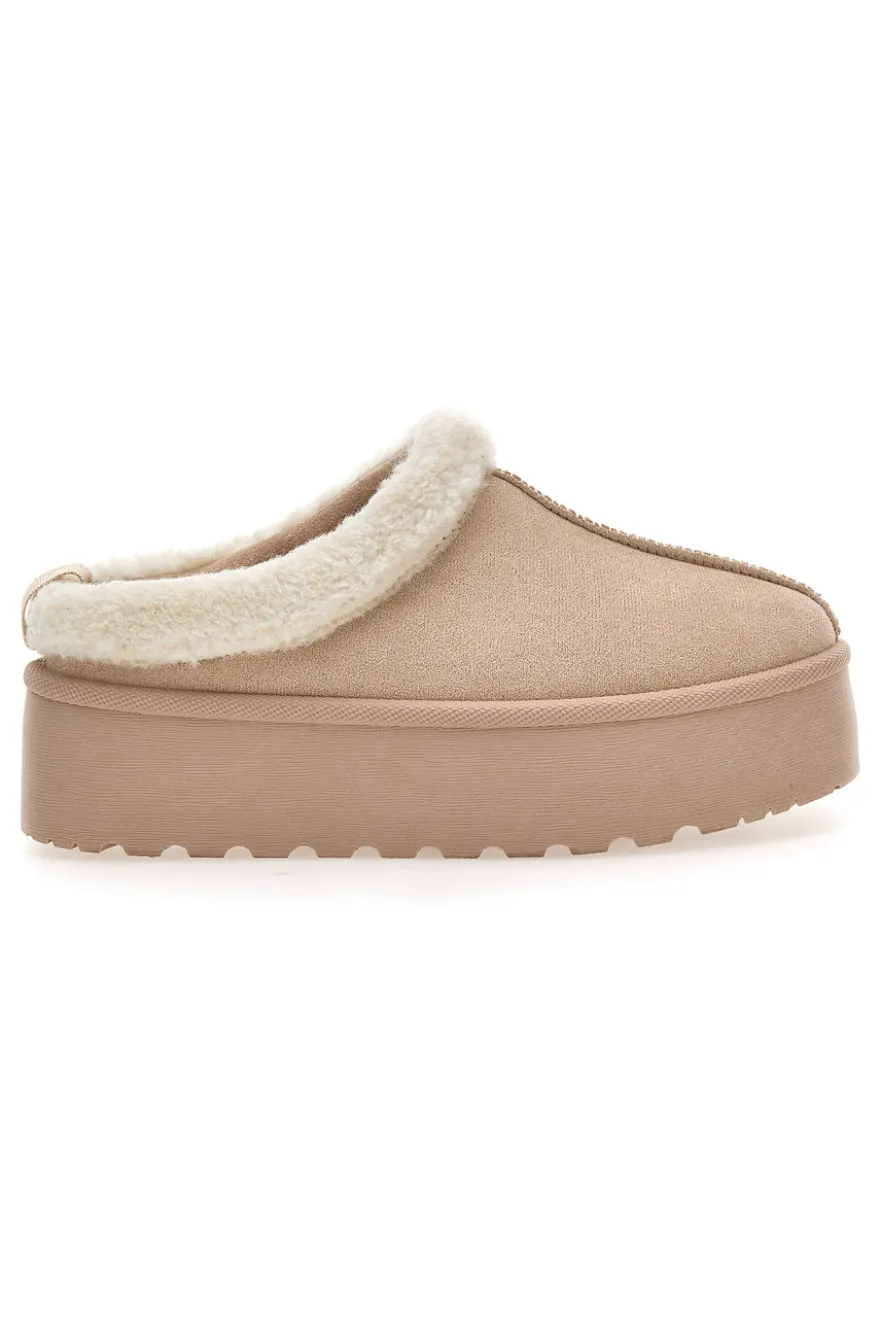 Stivaletti stile pantofola beige con bordo in pelo Pittarello Love PK1913C