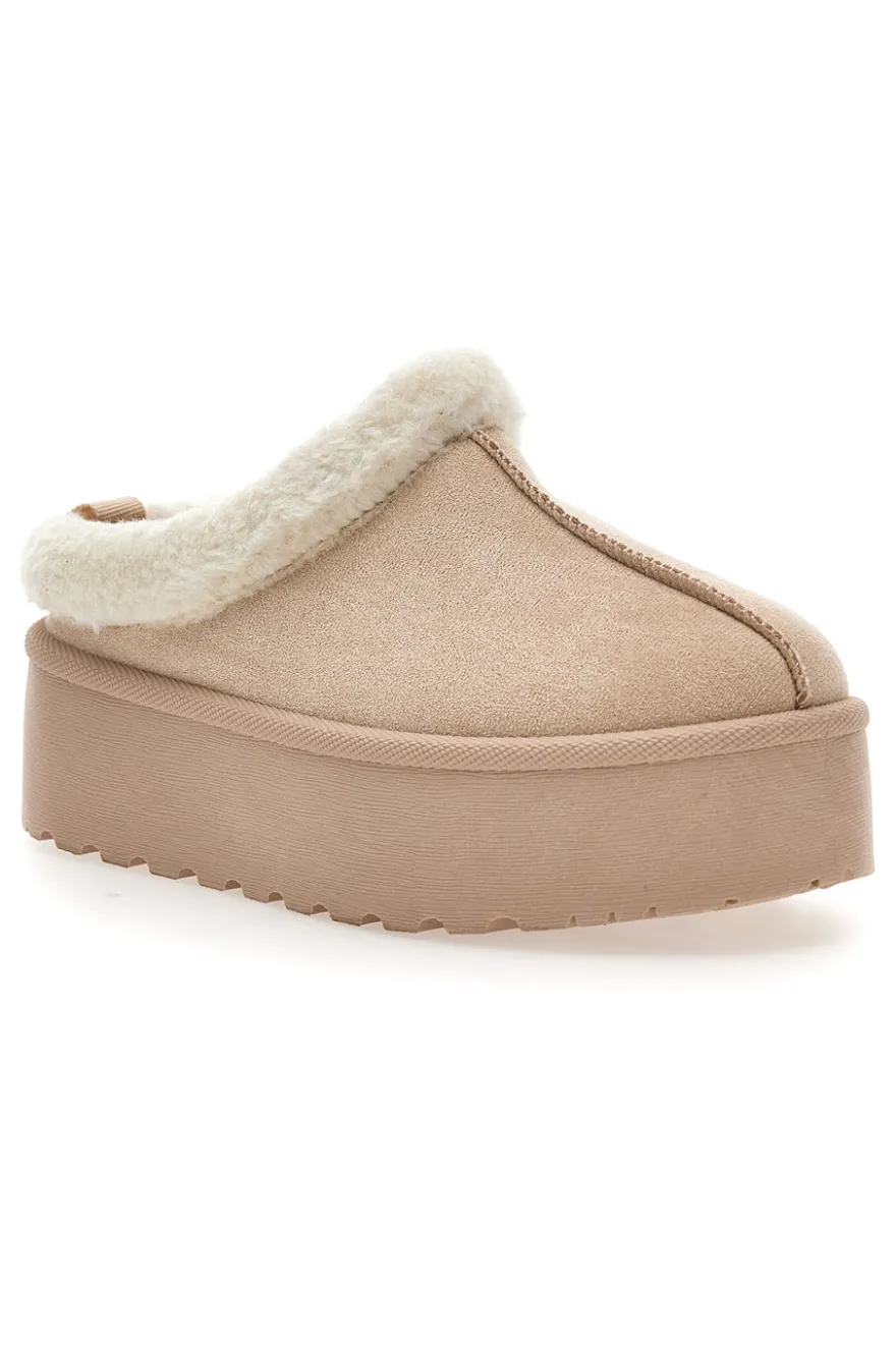 Stivaletti stile pantofola beige con bordo in pelo Pittarello Love PK1913C