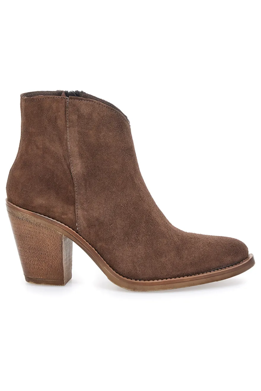 Stivaletto marrone in vera pelle con tacco Pittarello Love 6326400