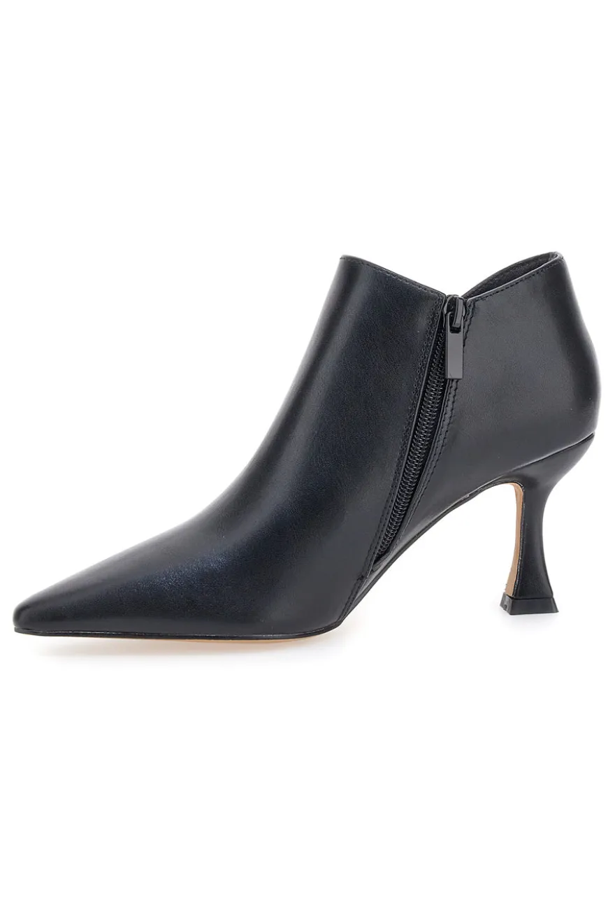 Stivaletto nero a punta con tacco a rocchetto Mon Dieu B8830Q8820Q11
