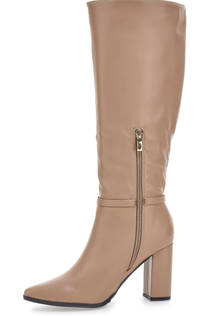 Stivali beige con tacco alto e cinturino Le Havre Paris 6002