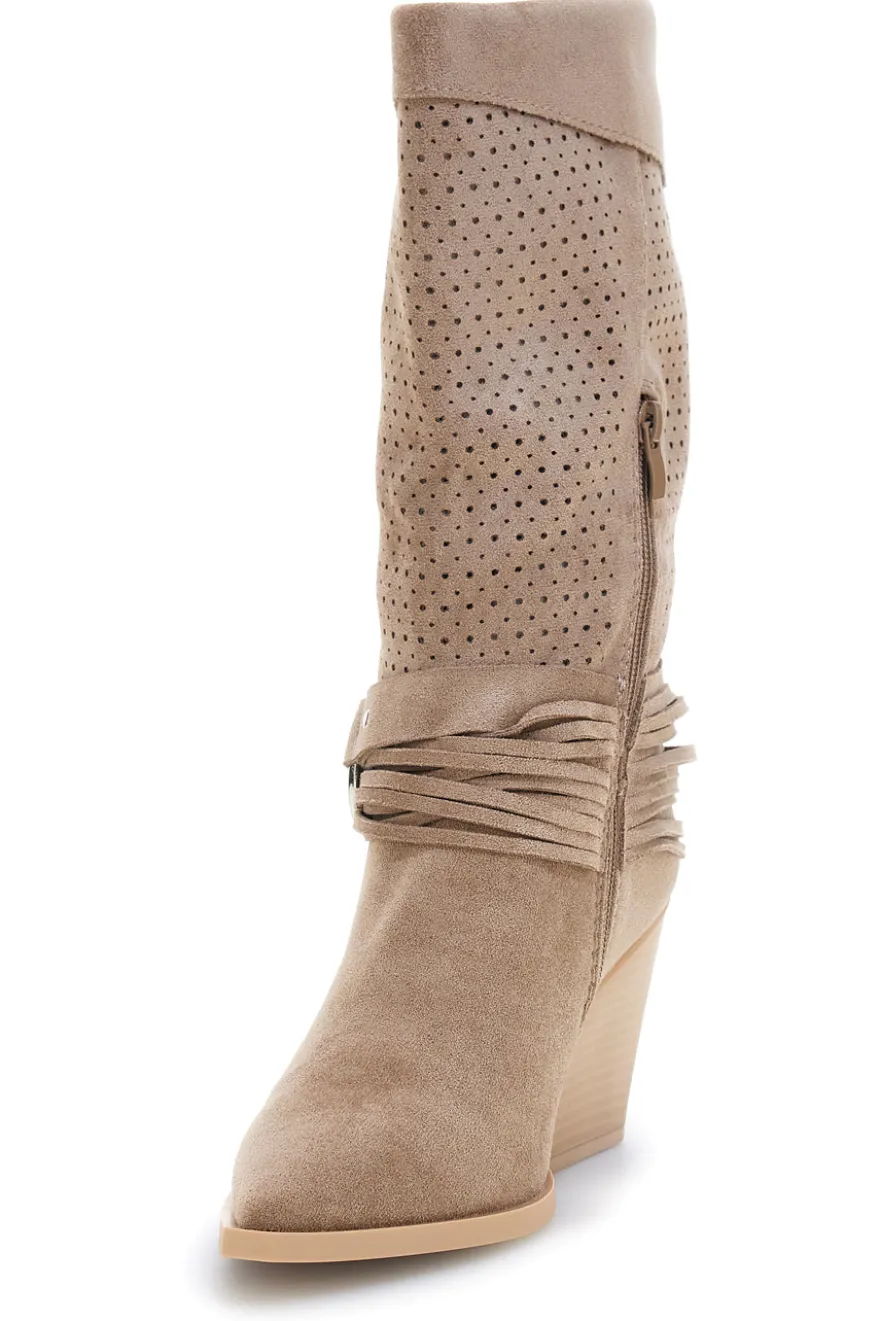 Stivali Beige traforati con fibbie Cafe' cost P723