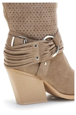 Stivali Beige traforati con fibbie Cafe' cost P723