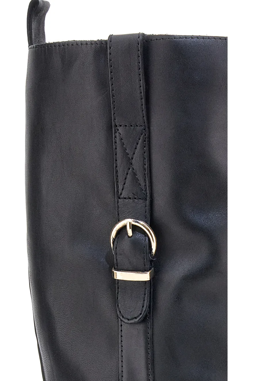Stivali neri in pelle con fibbia Pittarello class LL2516