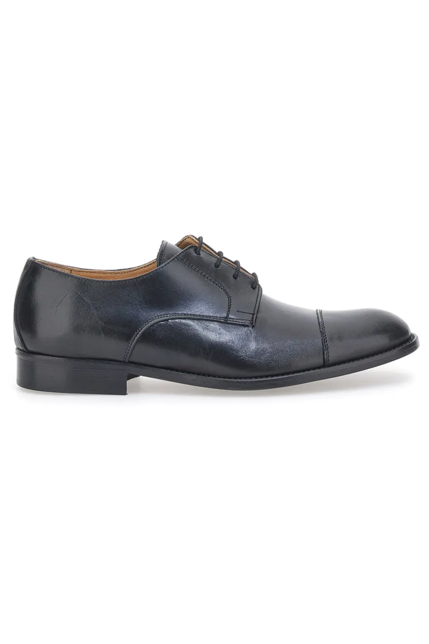 Stringate in Pelle Pittarello 105 Nere