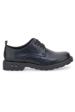 Stringate nere in pelle con suola robusta Me & Me 3001