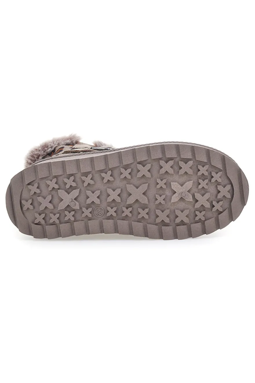 Taupefarbene Stiefeletten mit Animal-Print-Einsätzen und Fellfutter. Danke 1642