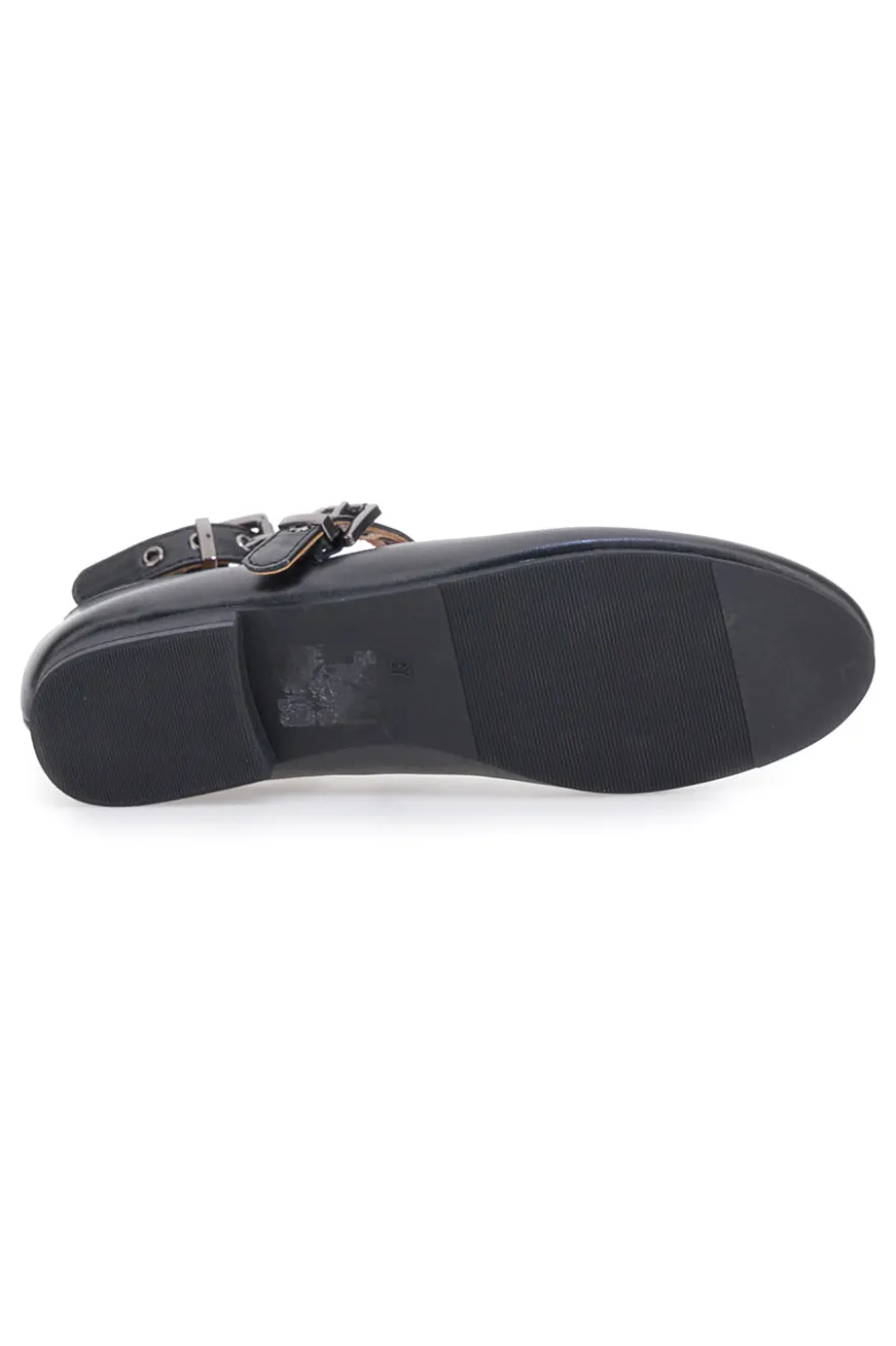 The First IDEA2286 Schwarze Ballerinas mit Nietenriemen