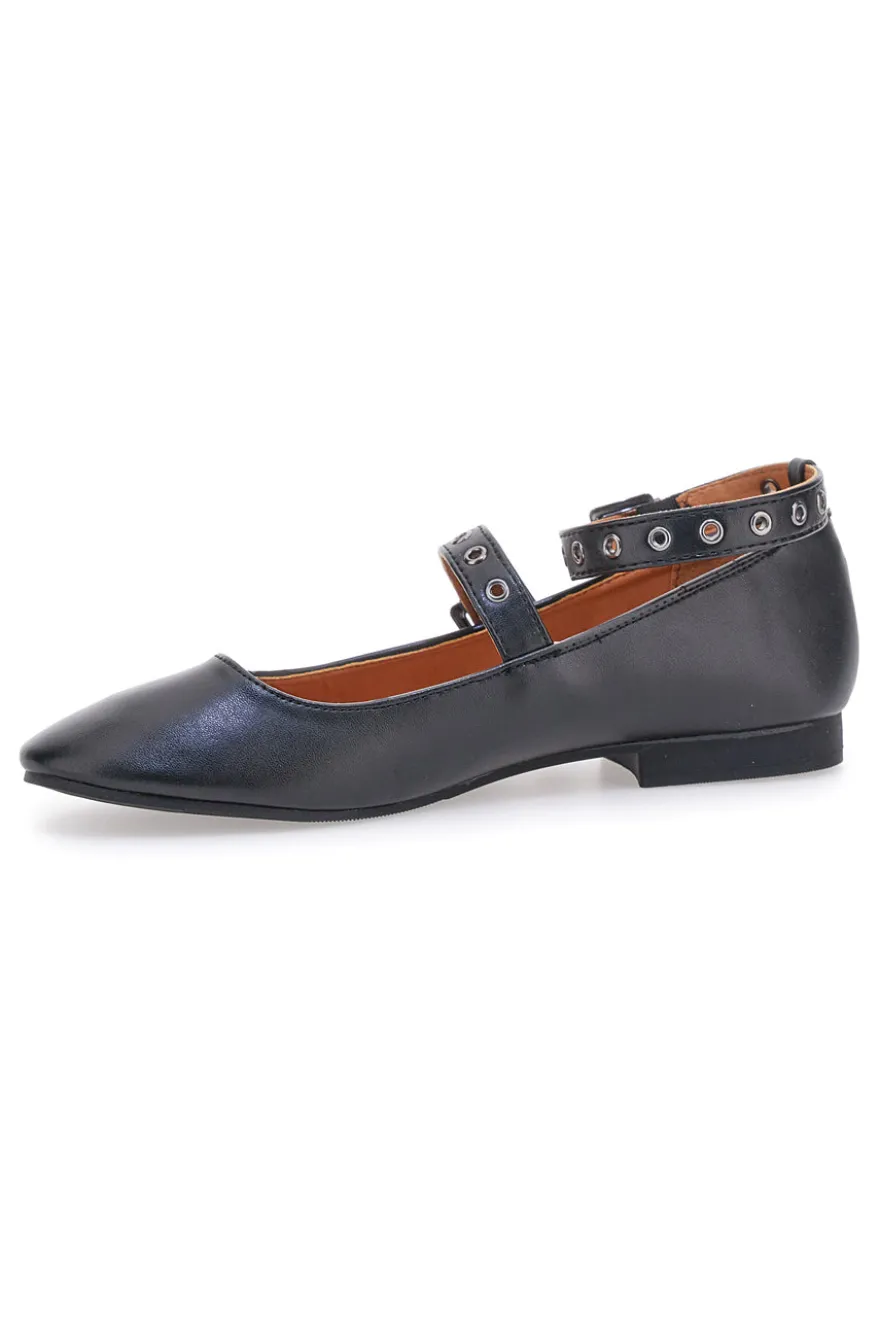 The First IDEA2286 Schwarze Ballerinas mit Nietenriemen