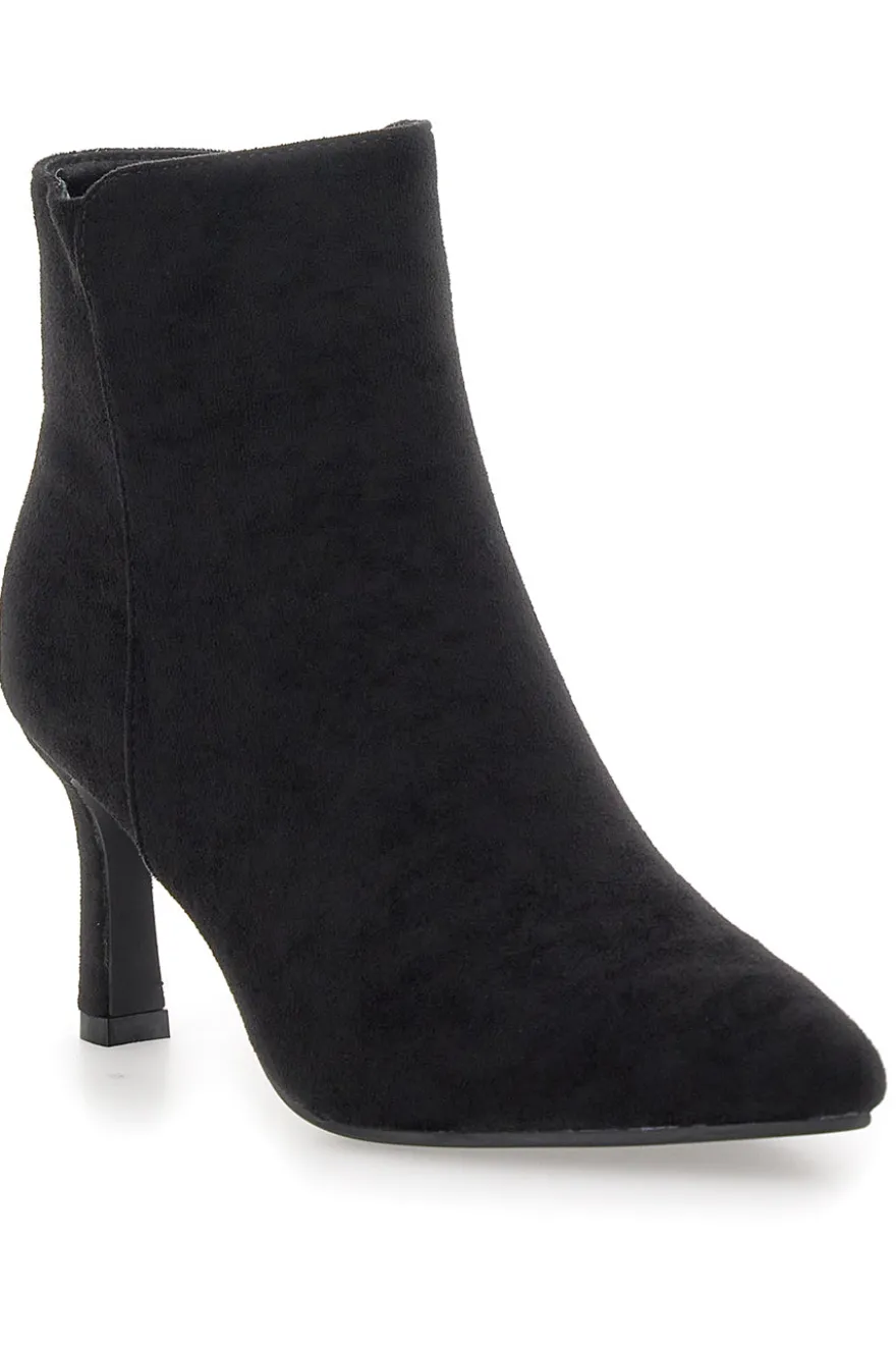 The First P625 – Stiefeletten aus schwarzem Wildleder mit Stilettoabsatz
