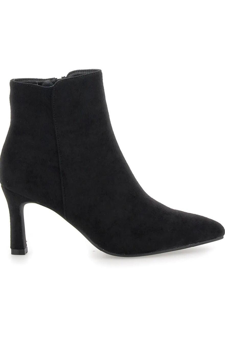 The First P625 – Stiefeletten aus schwarzem Wildleder mit Stilettoabsatz
