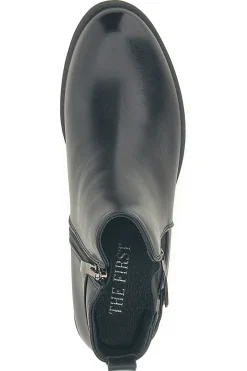 The First P623 Niedrige schwarze Stiefeletten mit seitlicher Schnalle
