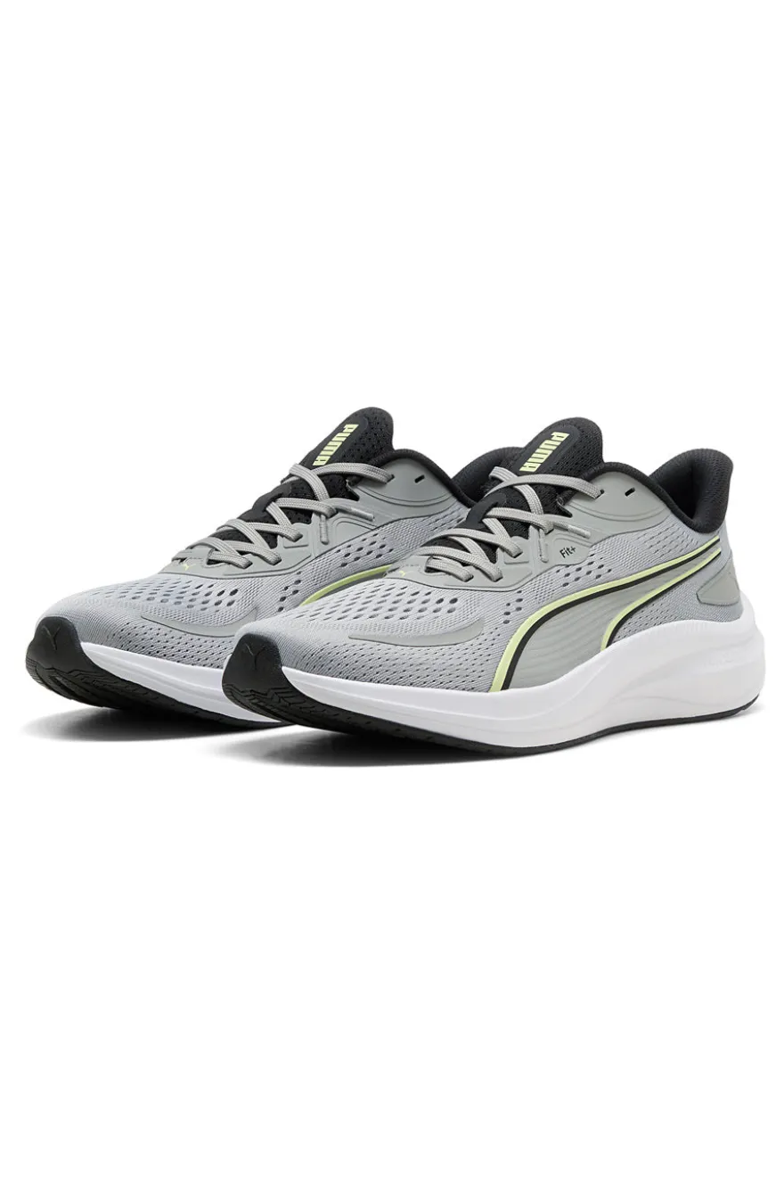 Ultraleichte graue Laufschuhe Puma Skyrocket Lite 2