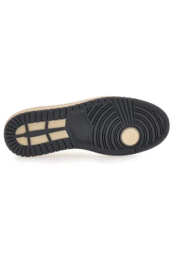 Weiße Leder-Sneaker mit schwarzen Details von Pittarello Plus Aurelius, Made in Italy.