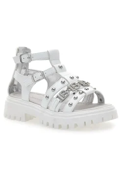 Weiße Sandalen mit Nieten und Metalllogo Laura Biagiotti 96219451