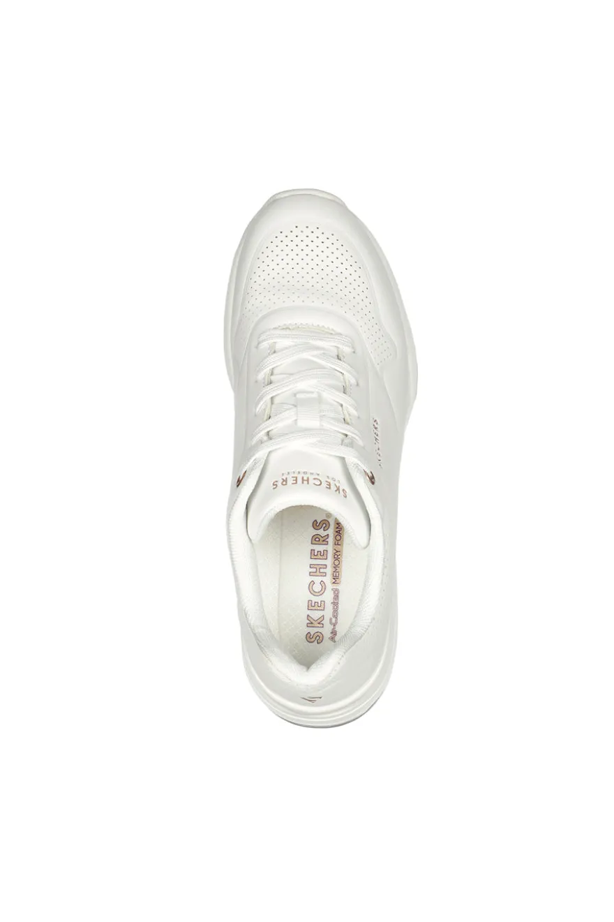 Weiße Sneakers mit Memory-Schaum Skechers Million Air Elevated Air