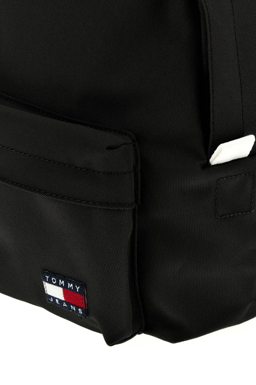 Zaino Nero in Tessuto con Dettagli Bianchi e Badge Logo Tommy Jeans 18648
