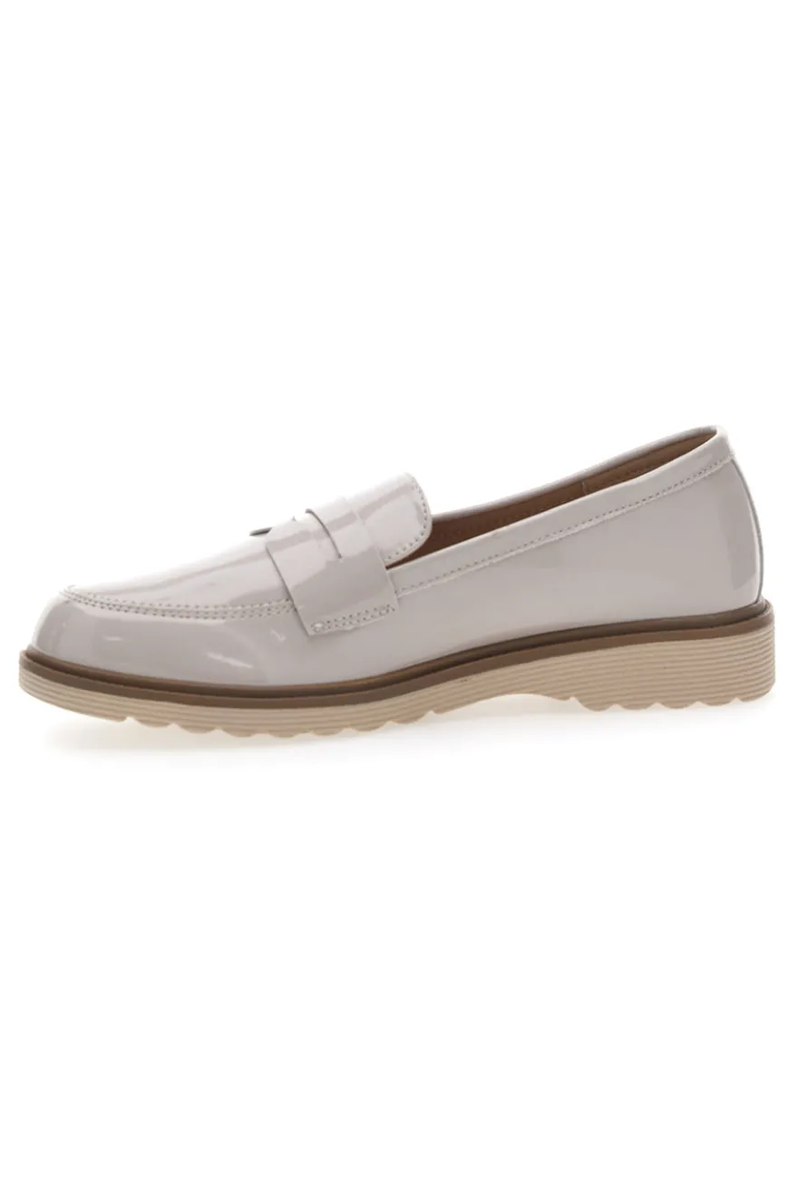 Mocassini In Vernice Beige Le Havre Paris 526820