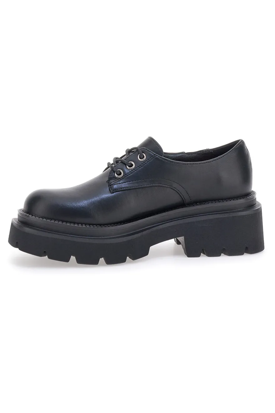 Schwarze Schnürschuhe mit Plateau Betty Flowers 127