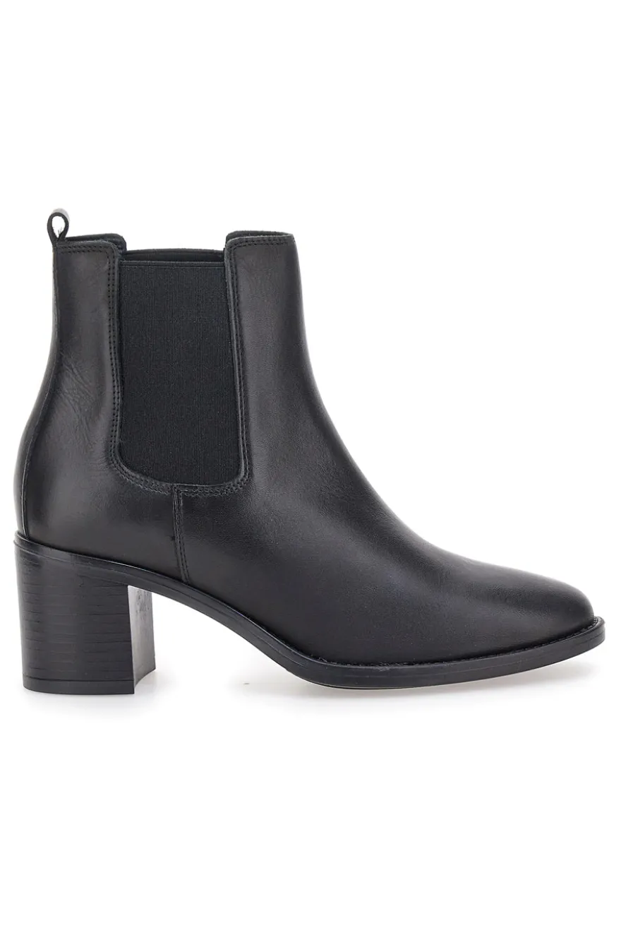 Schwarze Stiefeletten aus echtem Leder mit breitem Absatz und elastischen Einsätzen Pittarello Klasse 873240
